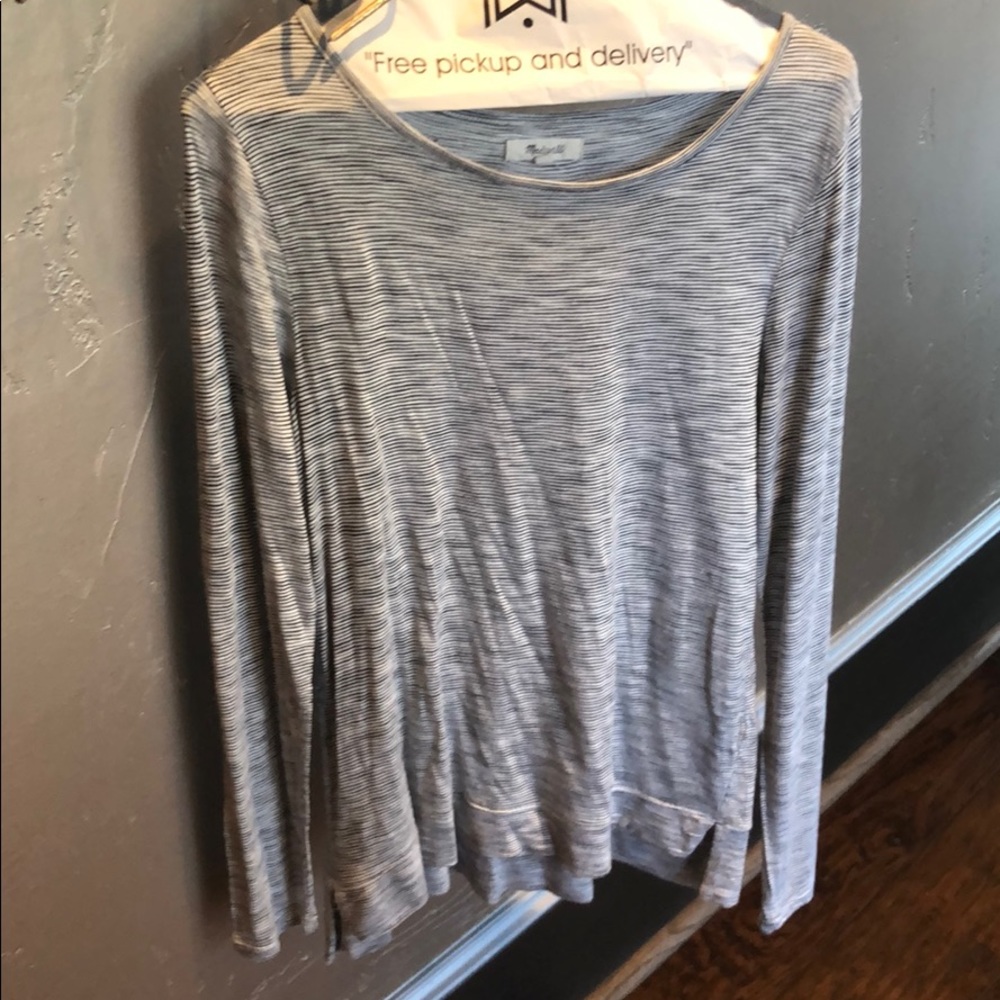 Madewell loose long sleeve T-shirt. Sz M